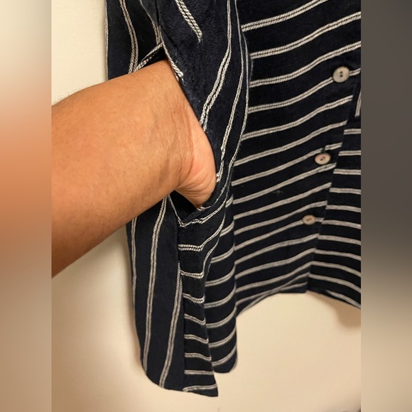 SOLD J. Jill Love Linen Navy/White Button Down Shirt Dress - Picture 4 of 8